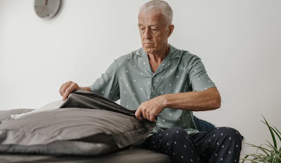 医院请个护工多少钱一天?